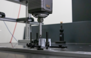 Το επιστημονικό CMM του Μίτσιγκαν μετρά το κατεργασμένο μέρος